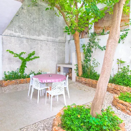 Apartment Drazen Bol